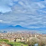 Accogliente E Moderno Per Gruppi E Famiglie, Con Vista Mozzafiato Su Napoli E Vesuvio