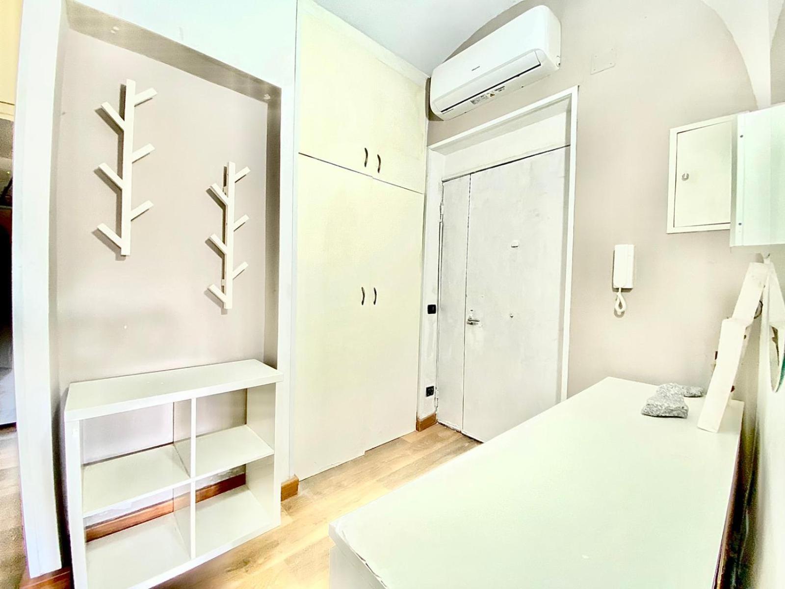 Accogliente E Moderno Per Gruppi E Famiglie, Con Vista Mozzafiato Su E Vesuvio Appartement Napels