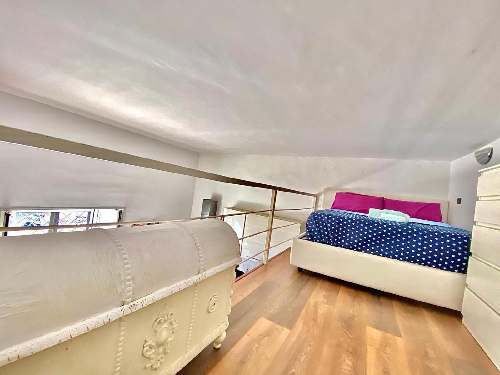 Accogliente E Moderno Per Gruppi E Famiglie, Con Vista Mozzafiato Su E Vesuvio Appartement Napels