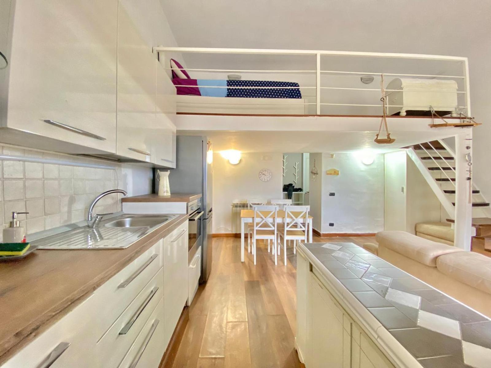 Accogliente E Moderno Per Gruppi E Famiglie, Con Vista Mozzafiato Su E Vesuvio Appartement Napels